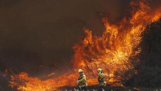 Fires keep tourists away from California's Big Sur coast