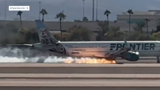 frontier-flight-caught-fire-engine-san-diego-100724