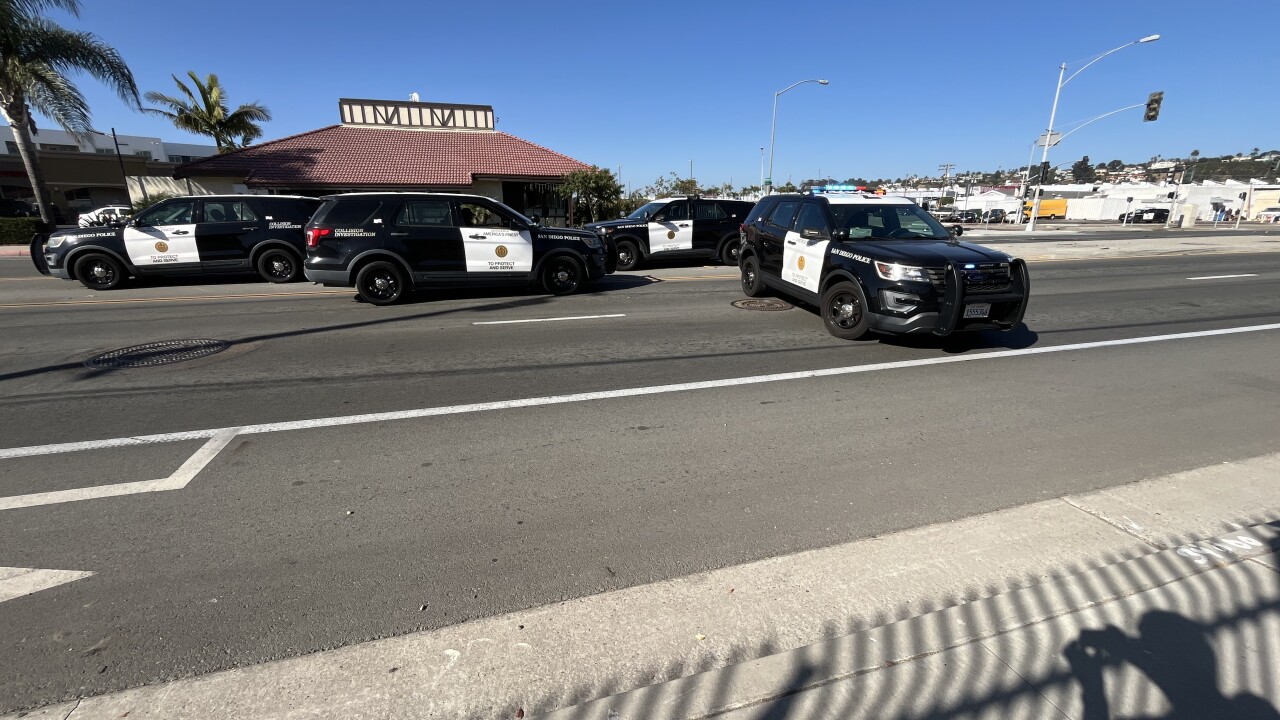 san-diego-police-officer-injured-midway-district-2-101924